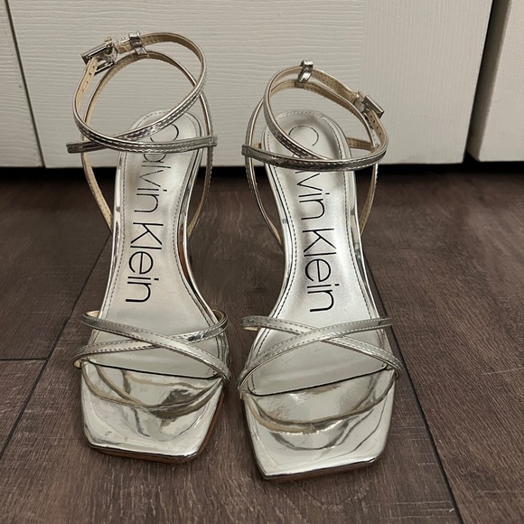 Calvin Klein women’s Tegin Strappy dress high heel sandals - Picture 2 of 9